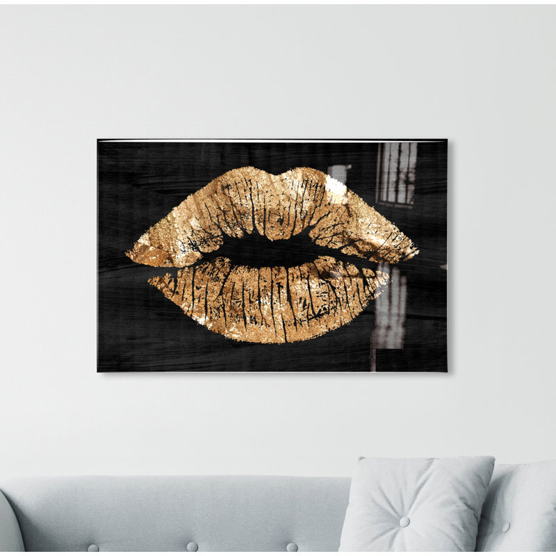 Solid Kiss Night Print