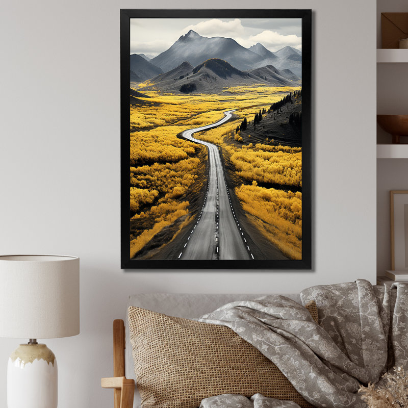 Road Through Yellow Prairies III - Landscape & Nature Canvas Wall Art, Cadre photo noir, H 20 po x l 12 po
