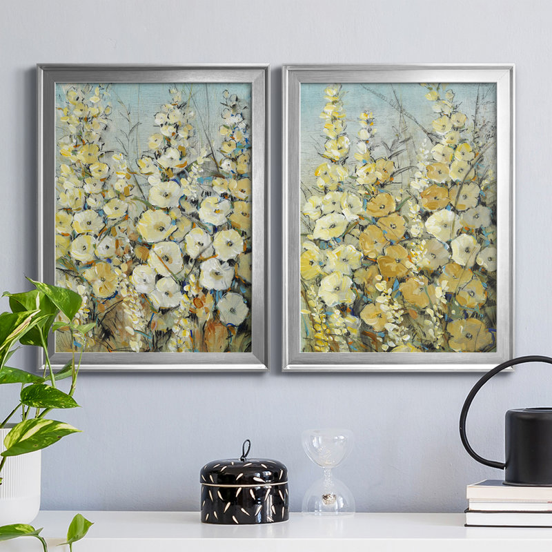 Cluster of Hollyhock I - Ensemble de 2 peintures sur toile encadrées, H 30,5 po x l 22,5 po x P 1 po, Argent
