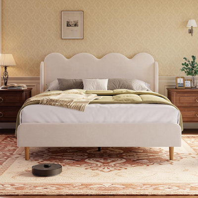 Structure de lit simple, plateforme à oreilles rembourrée avec bords festonnés, structure de lit de style minimaliste moderne avec tissu en velours moelleux, tête de lit capitonnée haute, assemblage sans outil, beige