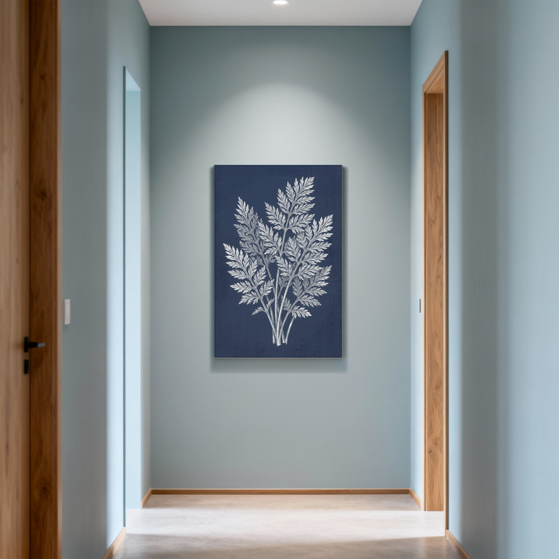 Plantes et fleurs, fougère argentée sur fond bleu marine, H 18 po x l 12 po