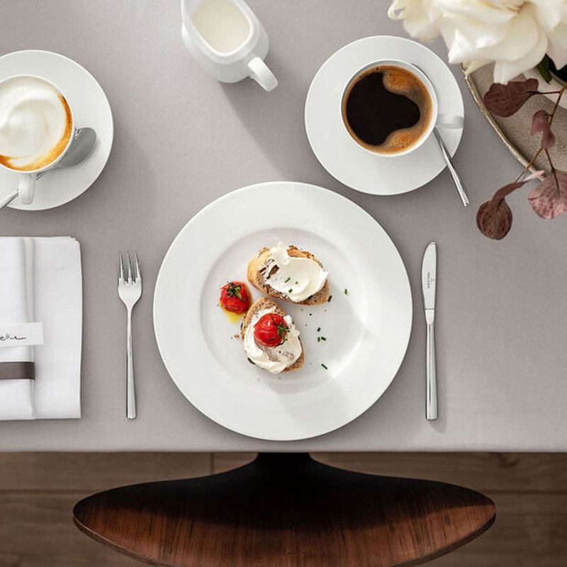 Villeroy & Boch Royal 18 Piece Premium Bone Porcelain Coffee Set