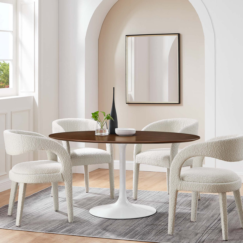 Table de salle à manger Silver Orchid Fein, H 28,5 po x l 35,5 po x L 60 po, Blanc, Noyer