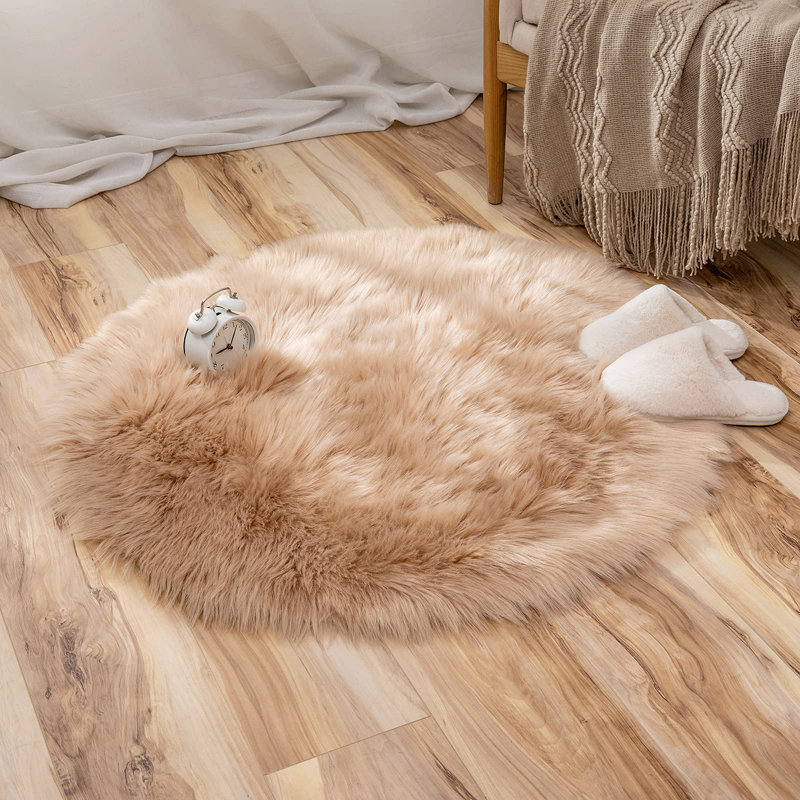 Lianet Faux Sheepskin Indoor Rug, Round 3'