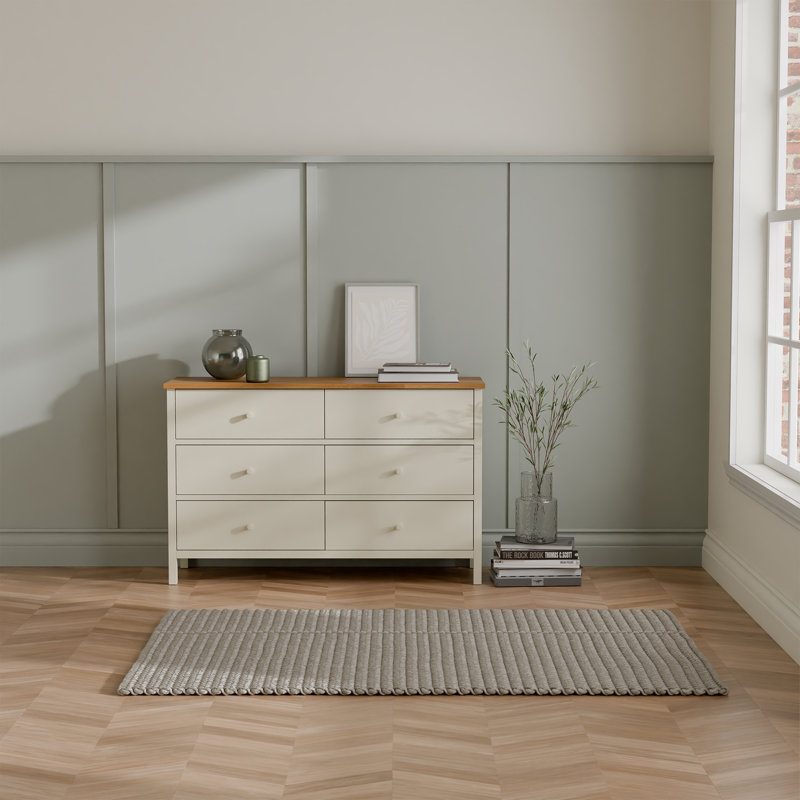 Jacobsen 6 - Drawer Rectangle Accent Chest