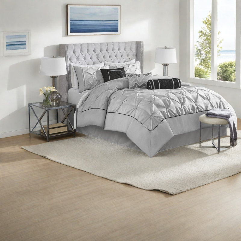 Ensemble de literie élégant 7 pièces, conception capitonnée en polyester pour la maison