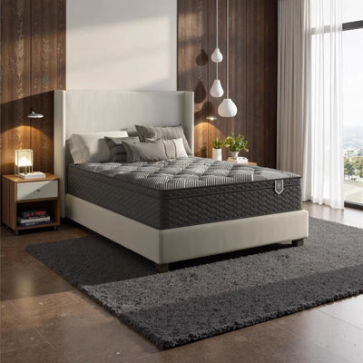 Matelas en mousse viscoélastique rafraîchissant de 13 po avec ressorts ensachés individuellement Restonic ComfortCare