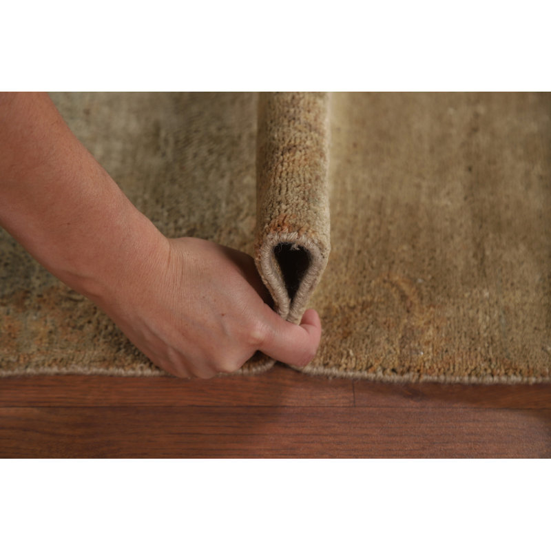2' 3'' X 2' 0'' Area Rug