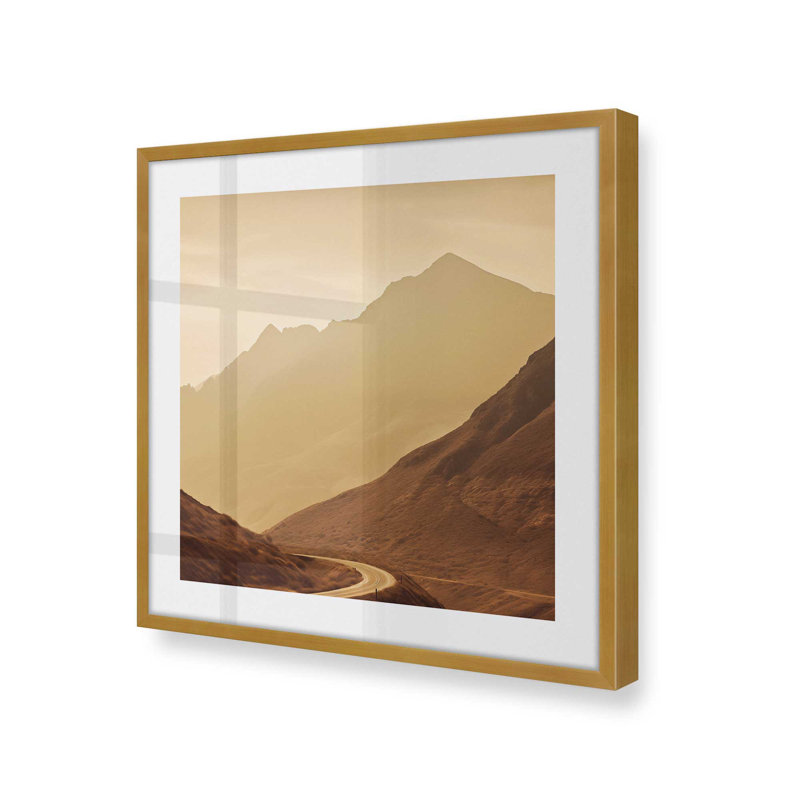 «Through The Mountain Pass II», Or poli, H 17,75 po x l 17,75 po
