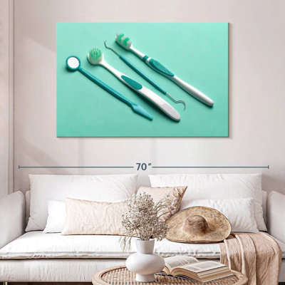 Alcaraz Green Dental Hygiene Tools