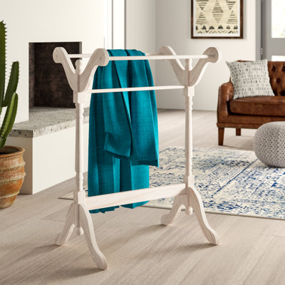 Manatuto Quilt Rack