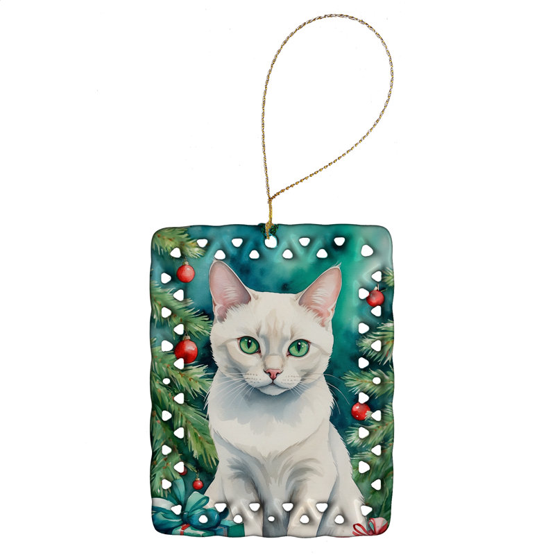 Ornement en porcelaine par un arbre de Noël, Chat blanc étranger