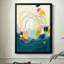 Abstrait moderne et moderne Des tourbillons abstraits colorés s'entrelacent avec des formes vibrantes, de style peinture acrylique expressive. Toile encadrée 24 "x 36" avec cadre en bois noir