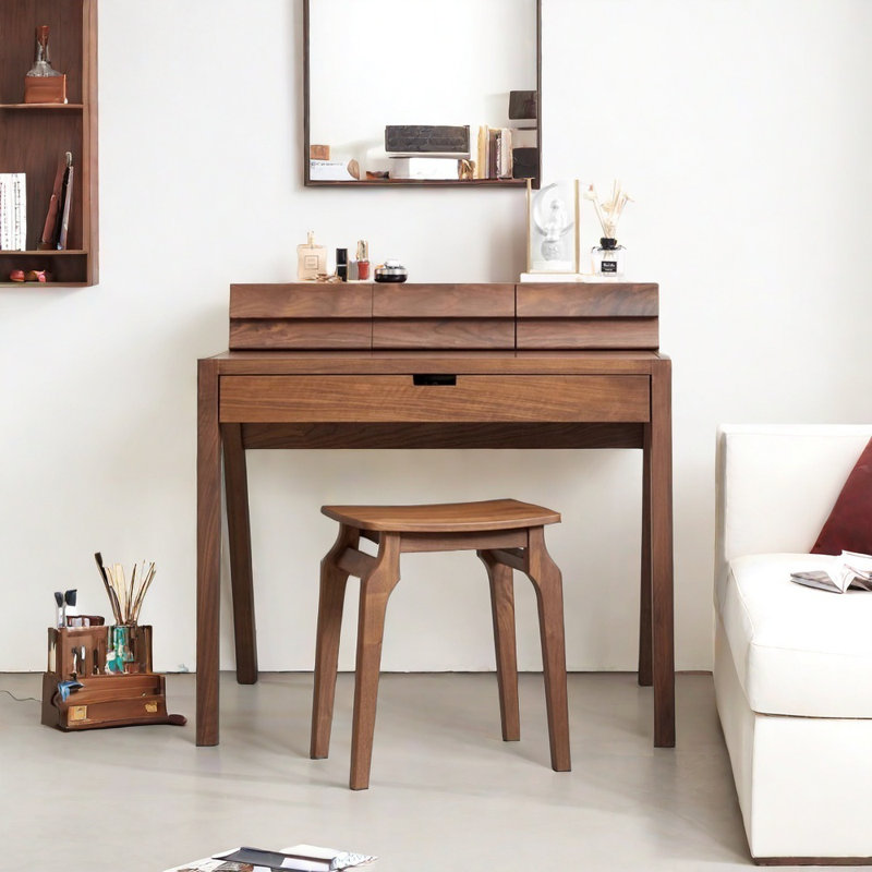 Commode en bois massif
