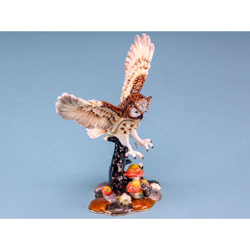 Waylon Figurines & Sculptures