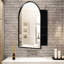 Armoire murale de salle de bain encastrée 24 po x 36 po, cadre en métal noir mat avec miroir et tablette de rangement réglable