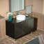 Meuble-lavabo moderne de 48 po avec lavabos vasques ronds en céramique et plateau en pierre reconstituée noire, finition laquée noir mat et accents dorés WOODBRIDGE, conception de cadre mince et profil épuré.