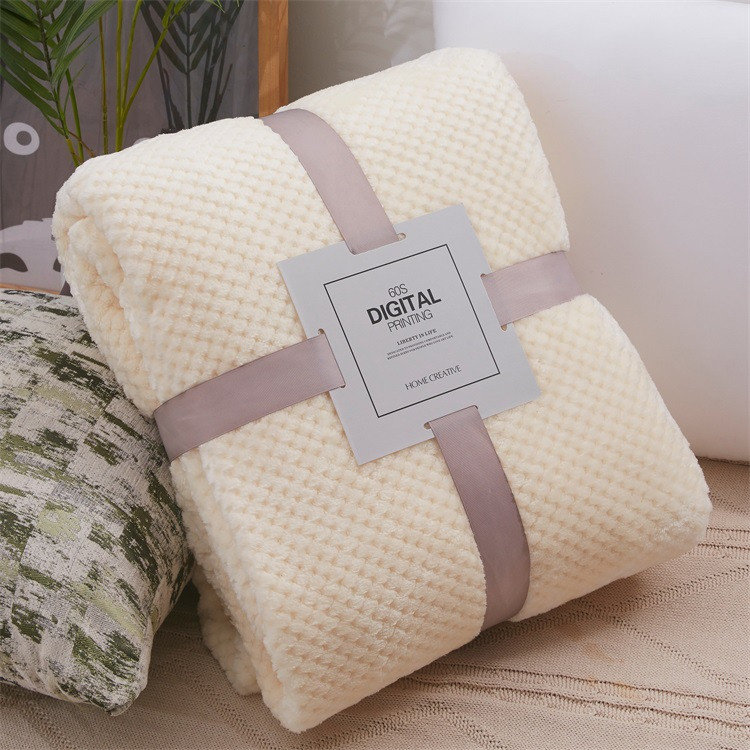 Couverture de canapé en flanelle Scratch, 9.45" L x 12.2" W, Light Sky Blue