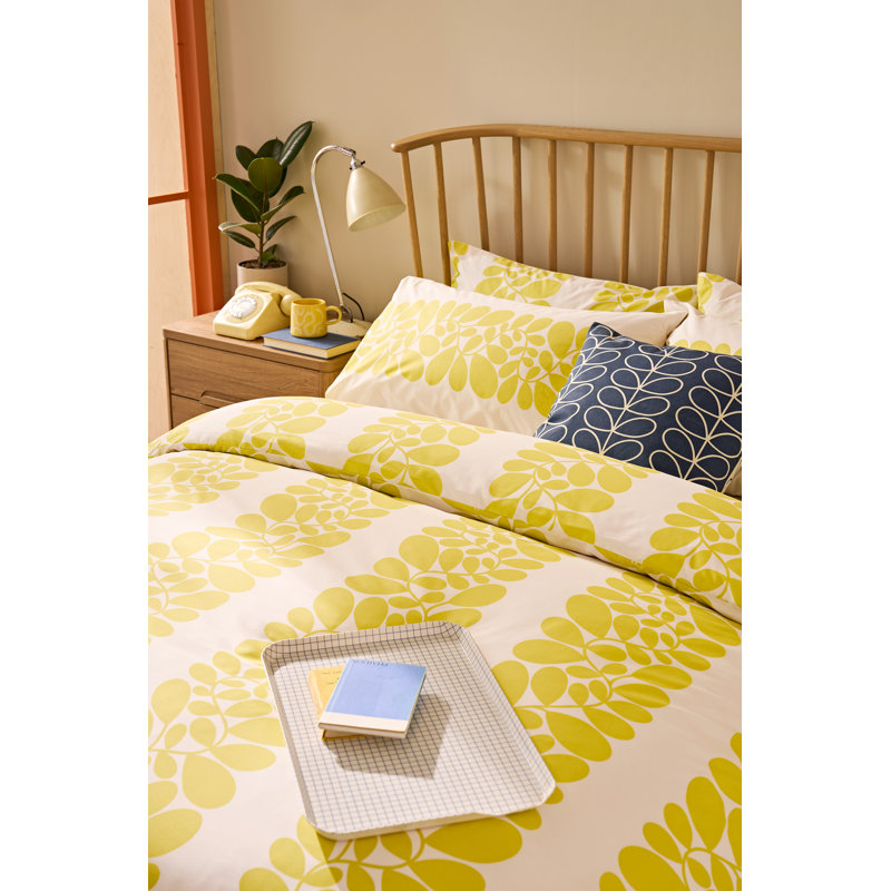 Sycamore Stripe Yellow 200 Thread Count Bedset, Single Bed (135 x 200 cm)