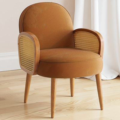 Chaise d'appoint de style Mid-Century (brun) - Revêtement en velours avec accoudoirs en rotin et pieds en bois d'hévéa, chaise longue ergonomique pour salon / coin lecture / chambre / balcon