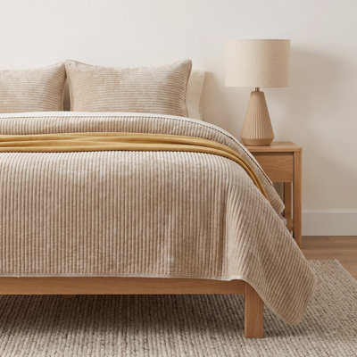 Striped Channel Velvet Quilt Set