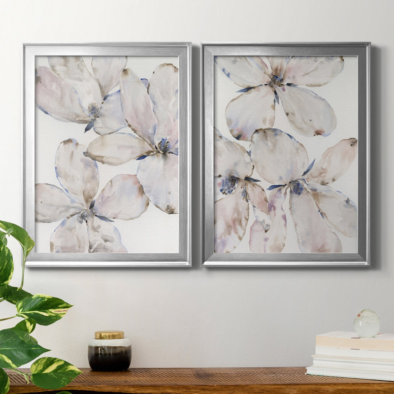 «Soft Wind Flowers I», ensemble de 2 impressions sur toile encadrées, Cadre argenté, H 24,5 po x l 18,5 po x P 1,25 po