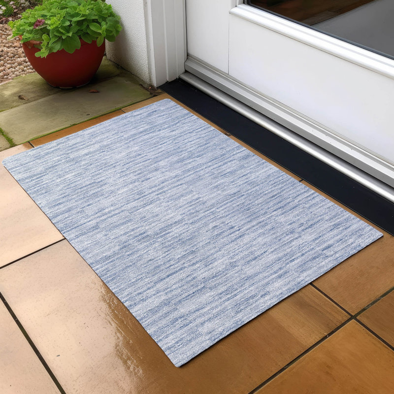 Tapis antidérapant Charlianne, Rectangle 1 pi 8 po x 2 pi 6 po