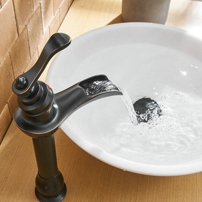 Robinet pour salle de bain Robinet pour salle de bain en bronze huilé avec ensemble de bonde escamotable et tuyau d'alimentation Robinet pour salle de bain monocommande