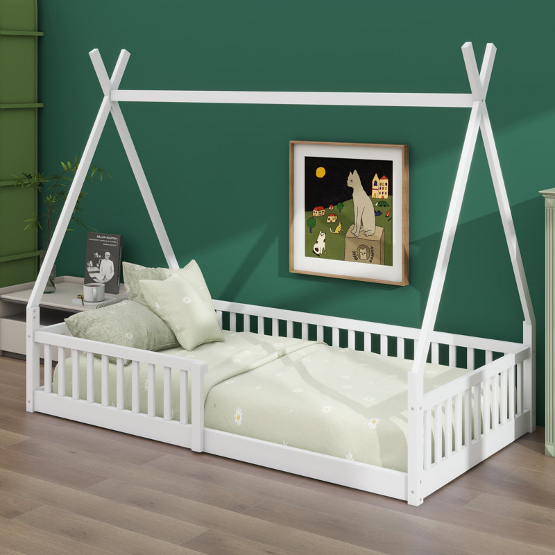 House-Shaped Bed With Integrated Fence Design, White