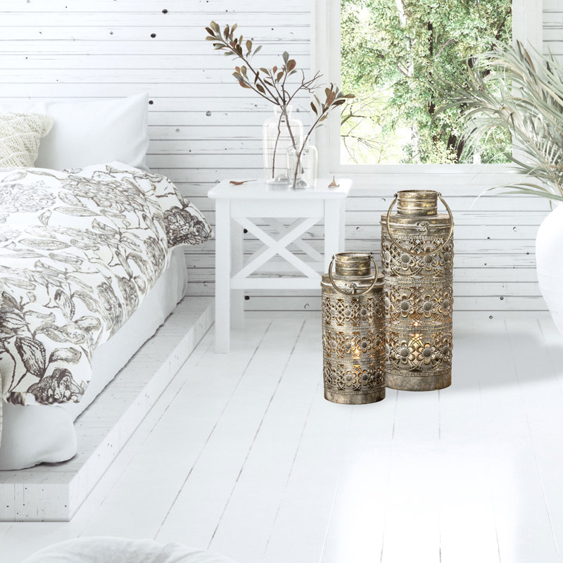 Daisy Lattice 2 Piece Metal Candle Lantern Set