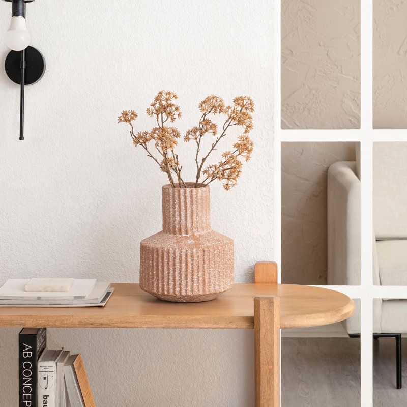 Vase décoratif fait à la main avec détails nervurés Ecomix - Décoration moderne pour la décoration intérieure