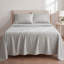 Ensemble de draps 4 pièces en très grande tête en rayonne de bambou 100% étain avec confort rafraîchissant et hypoallergénique-135240989-135240990