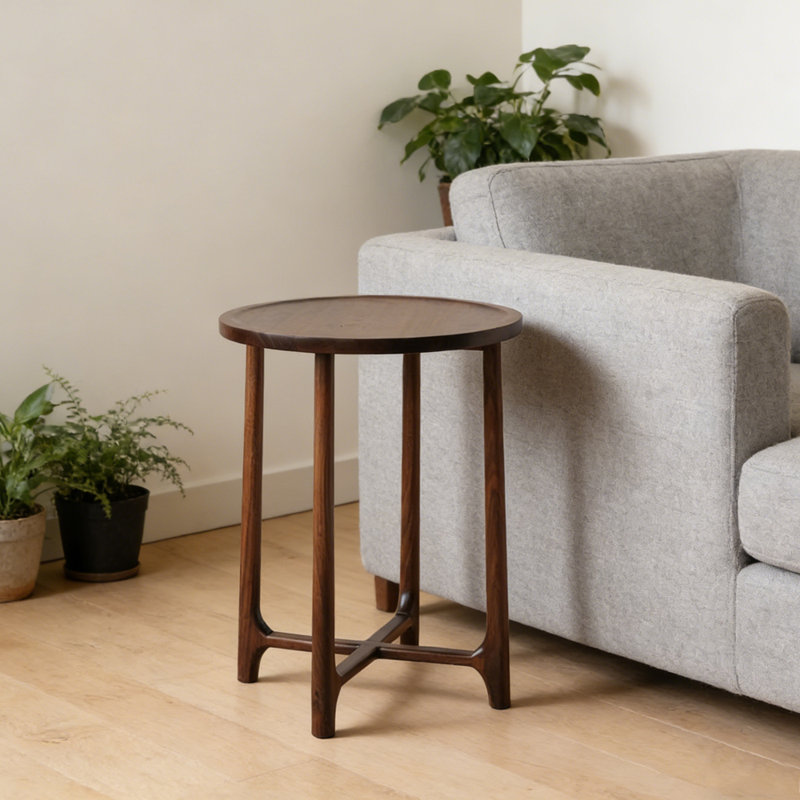 Petite table d'appoint en bois de noyer foncé foncé
