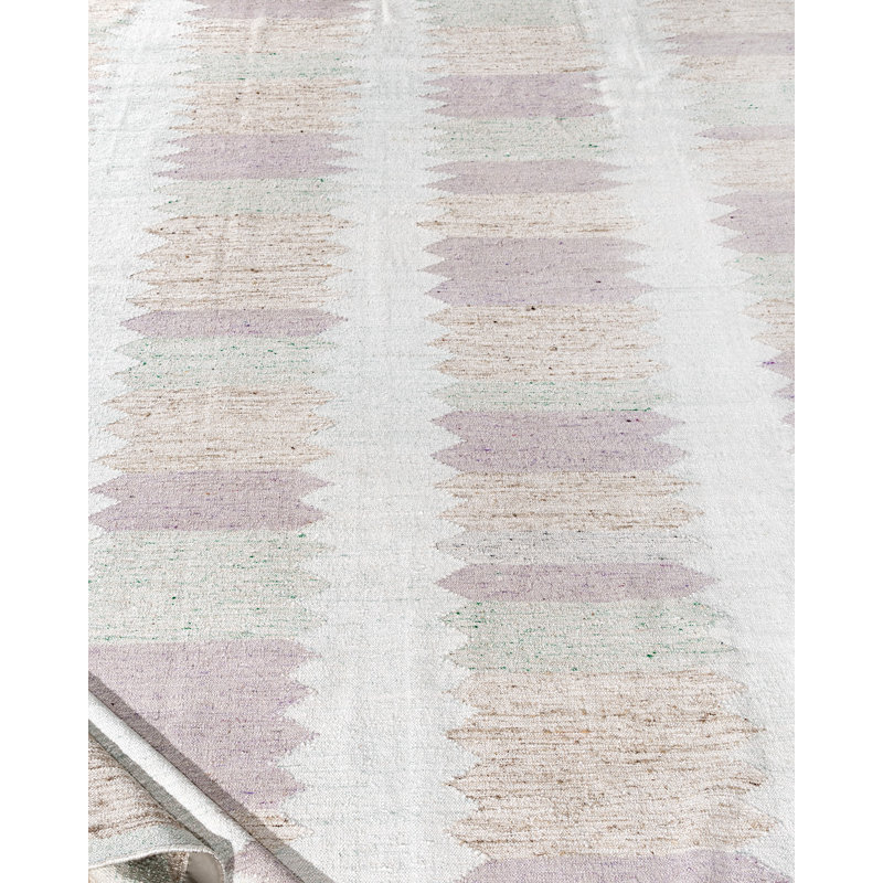 Cotton Area Rug in Ivory/Pink