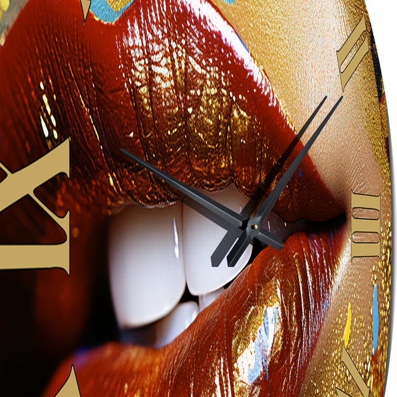 Horloge murale Sensual Red Lips Retro Glam Collage II, Petit