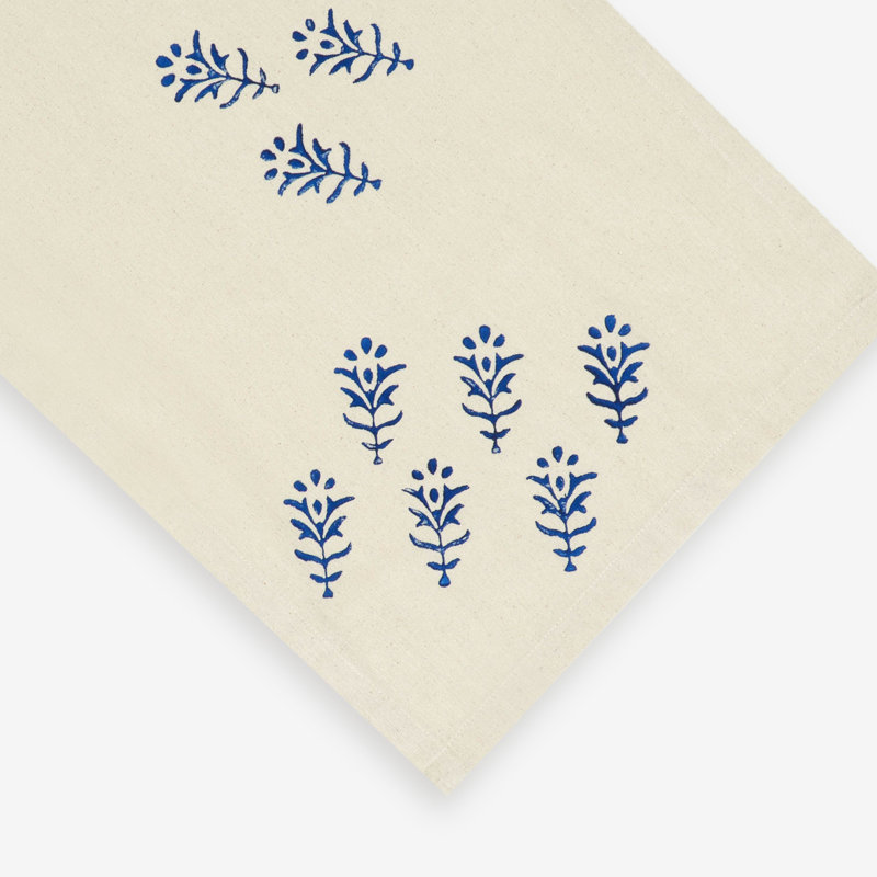Delby Embroidered Oval