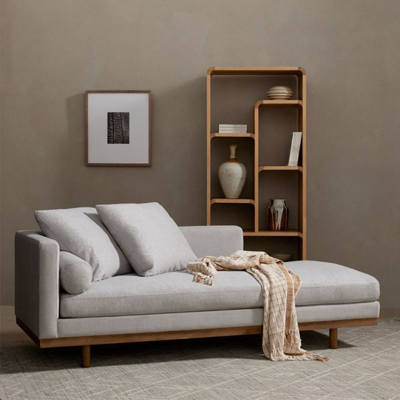 Chaise longue rembourrée en bois massif, Accoudoir à gauche (vu de face)