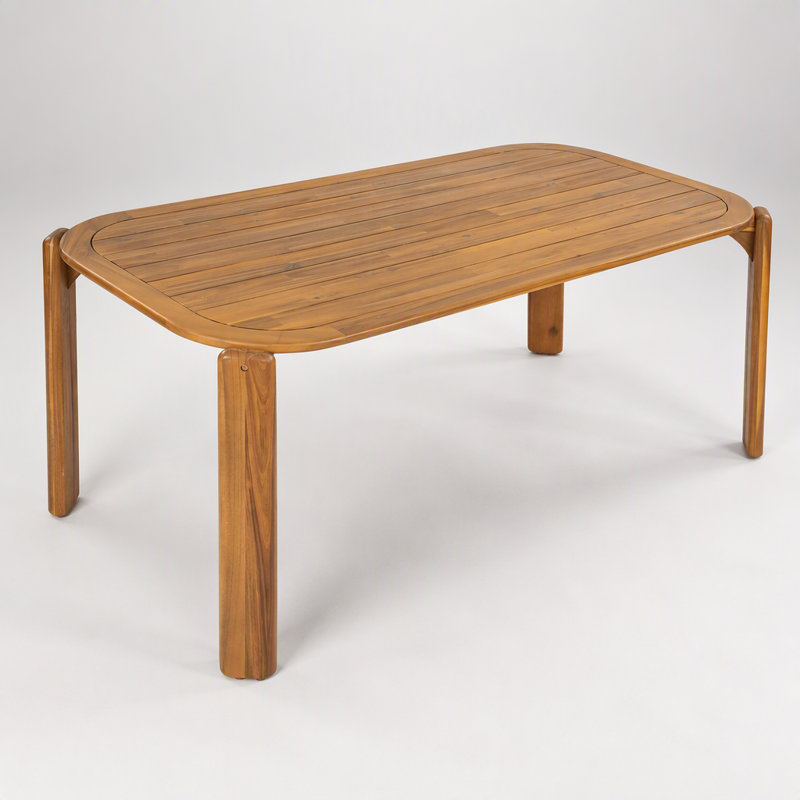 Table de salle à manger d'extérieur Kaja en bois d'acacia, finition teck, avec un design à lattes pour un mobilier de patio durable et élégant.