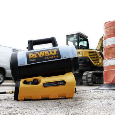 DeWalt 68000 BTU/h 1700 sq ft Forced Air Propane Heater