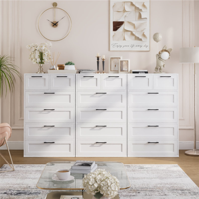 Amekia 23.6'' W 6 - Drawer Dresser