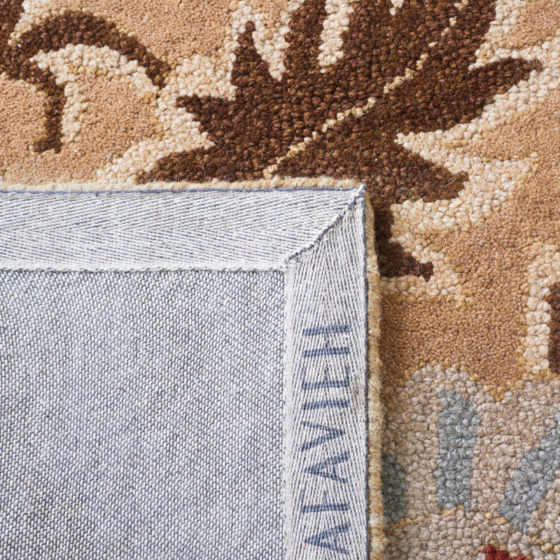 Emrick Blossom Hand Hooked Wool/Cotton/Latex Floral Rug in Beige, Rectangle 5' x 8'