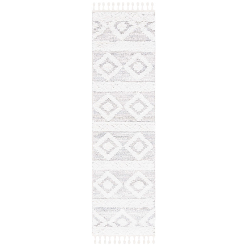Hugley Moroccan Tassel Shag 640 Area Rug In Ivory / Beige, Runner 2'3" x 8'