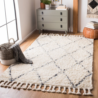 Powell Hand Woven Wool Geometric Rug