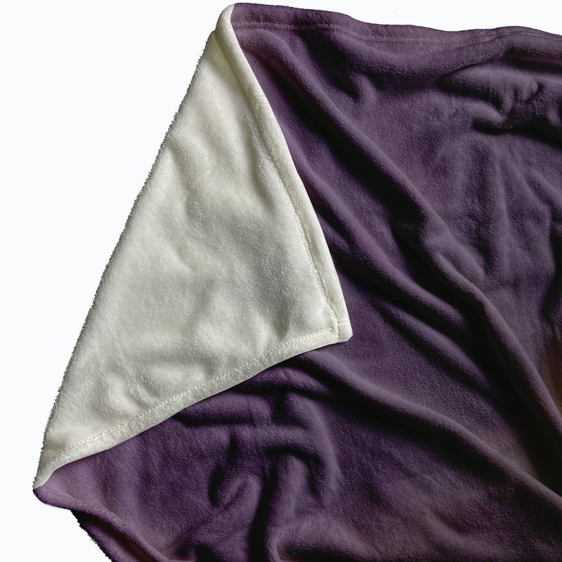 Jeté de profondeur, L 60 po x l 50 po, Mûrier (violet)