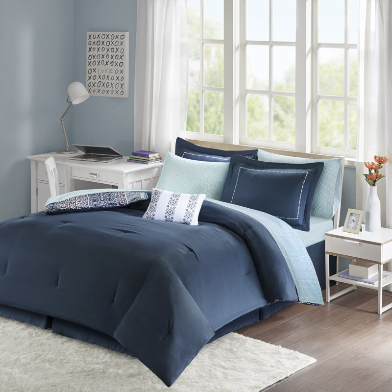 Ensemble d'édredon réversible 9 pièces avec draps Loretta, Édredon lit double et 8 pièces incluses, Marine
