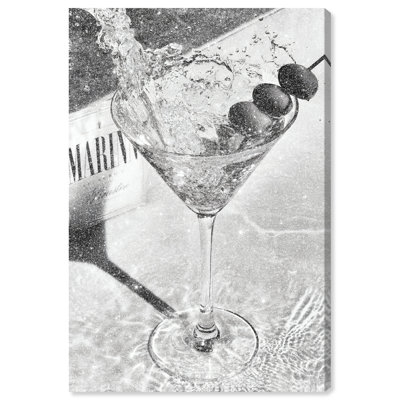 Chill Time II Graphic Art Canvas
