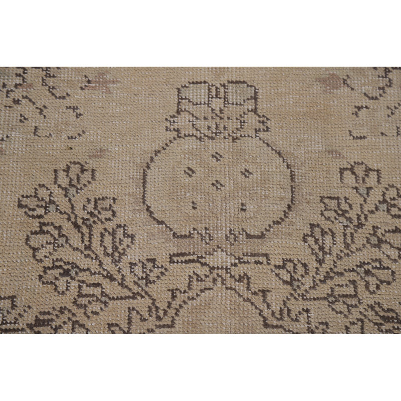 One-of-a-Kind Rectangle 6'6'' X 9'8'' 1970s Wool Area Rug in Beige