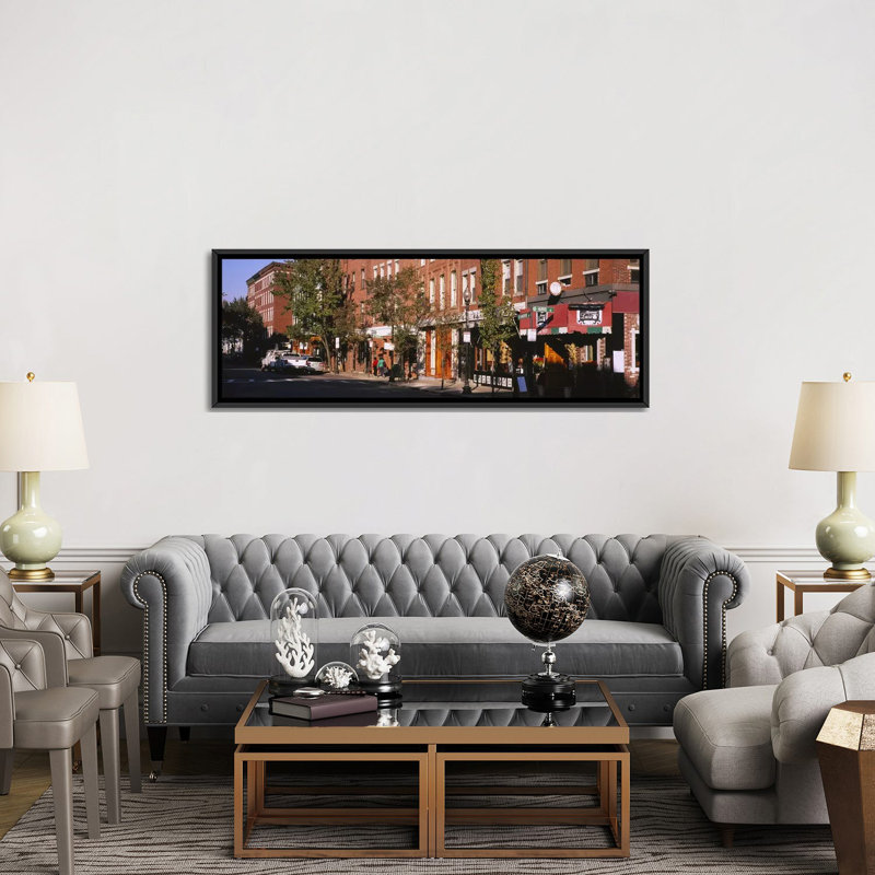 «Panoramic Stores le long d'une rue, North End, Boston, Massachusetts, USA» par Panoramic Images - Reproduction d'art sur toile tendue sur châssis