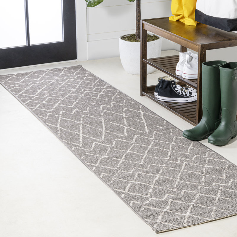 Harpa Moroccan Trellis Gray/Cream Indoor/Outdoor Rug, Runner 2'2" x 10'