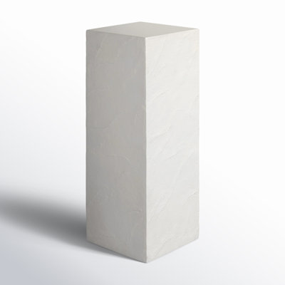 Nalia Pedestal